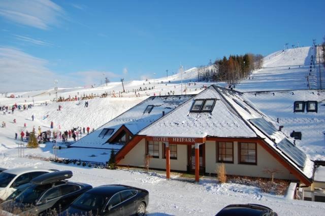 Heipark Tosovice Hotel Exterior foto