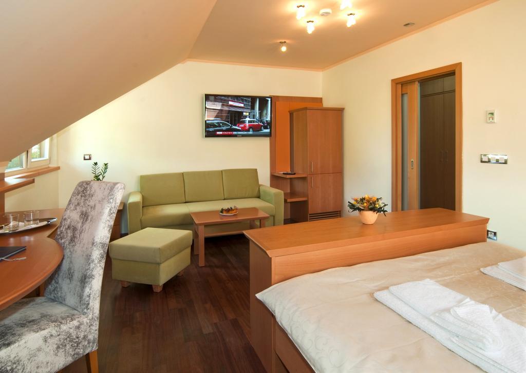 Heipark Tosovice Hotel Quarto foto